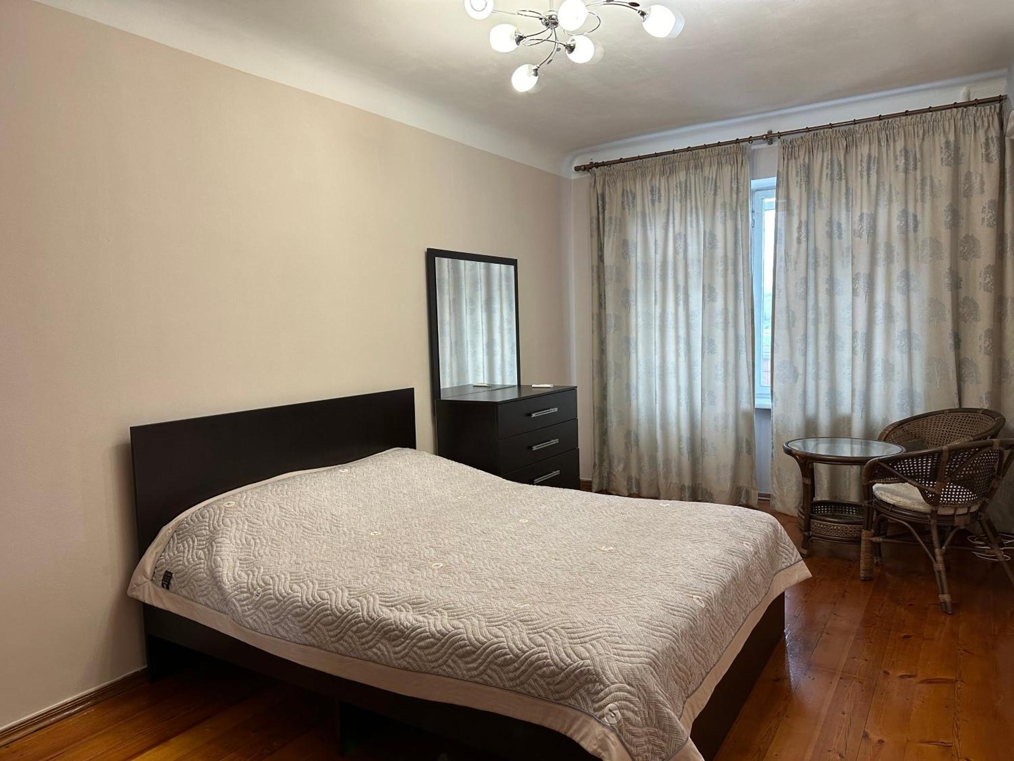 Cosy flat in the city center Apartment Bishkek Luaran gambar
