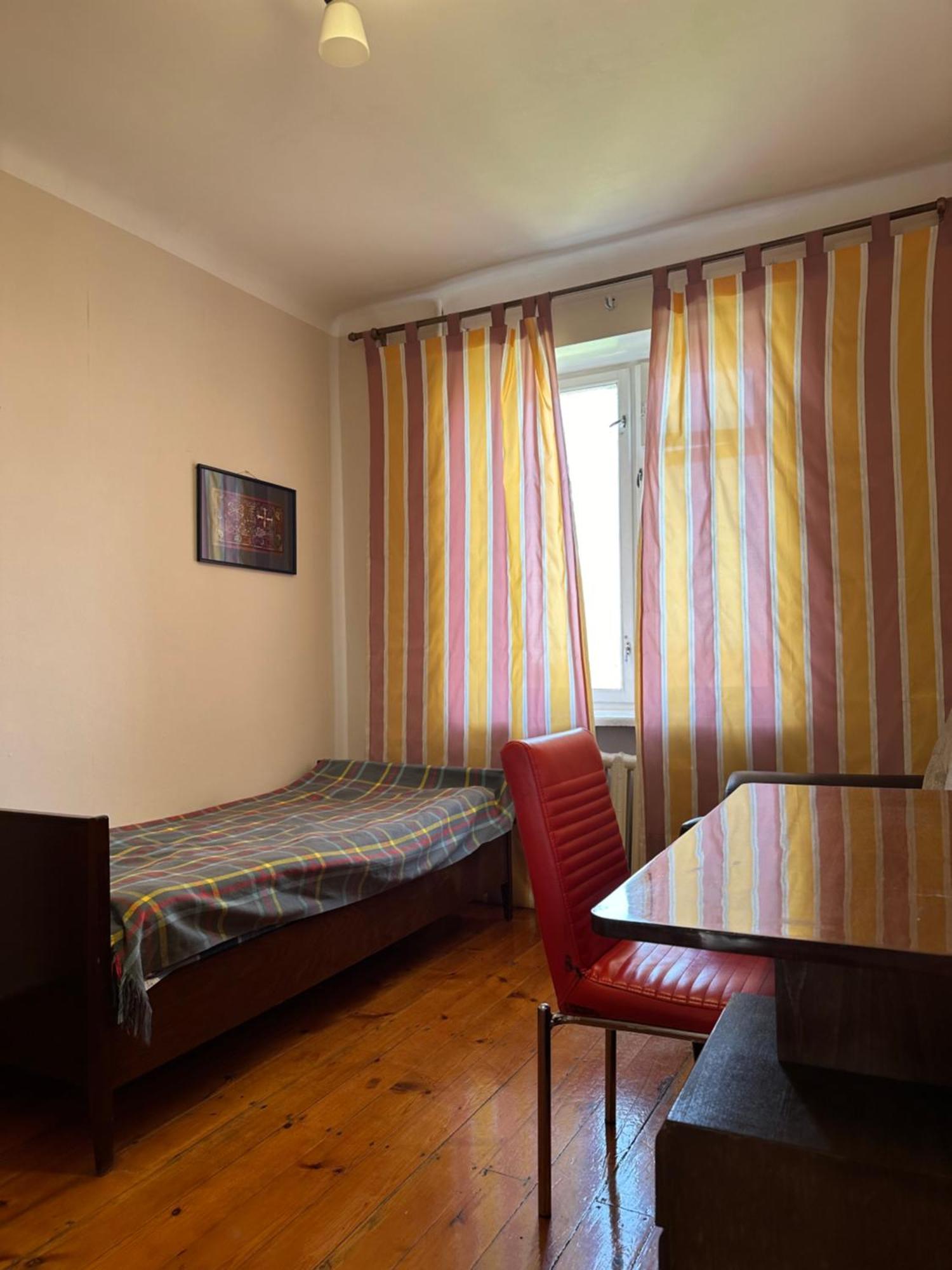 Cosy flat in the city center Apartment Bishkek Luaran gambar
